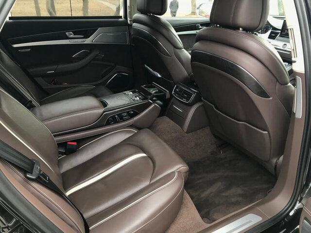 Audi A8 D4 Long