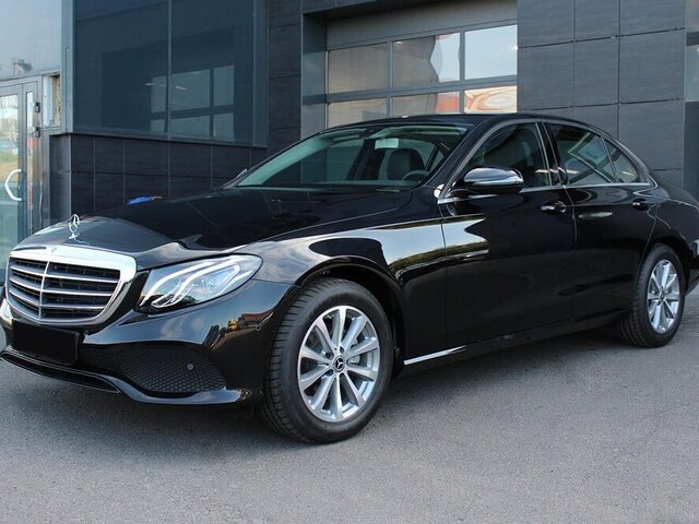 Mercedes E-class W213 черный