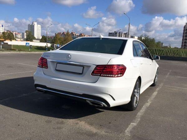 Mercedes E-class W212 белый (2015)