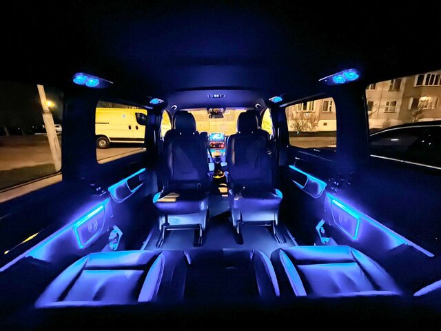 Mercedes V-class
