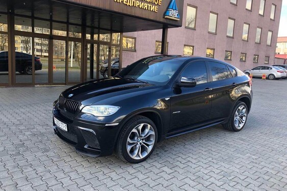 BMW X6 E71 черный