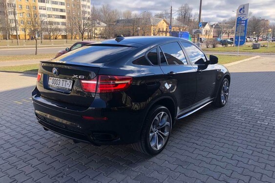 BMW X6 E71 черный