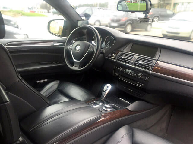 BMW X5 E70 черный