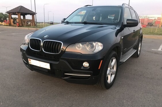 BMW X5 E70 черный