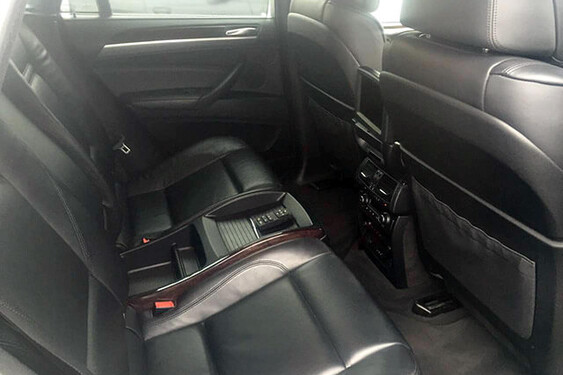 BMW X5 E70 черный