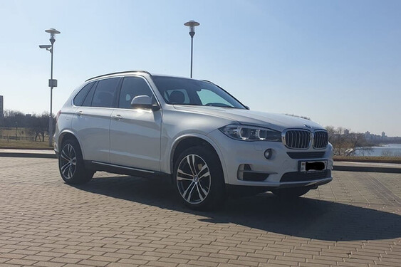 BMW X5 F15 белый
