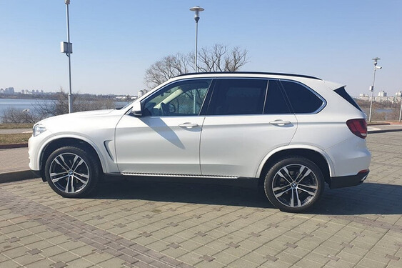 BMW X5 F15 белый