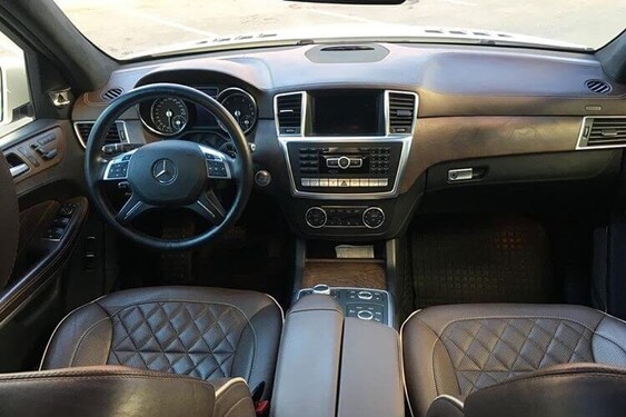 Mercedes GL белый