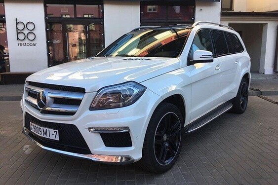 Mercedes GL белый