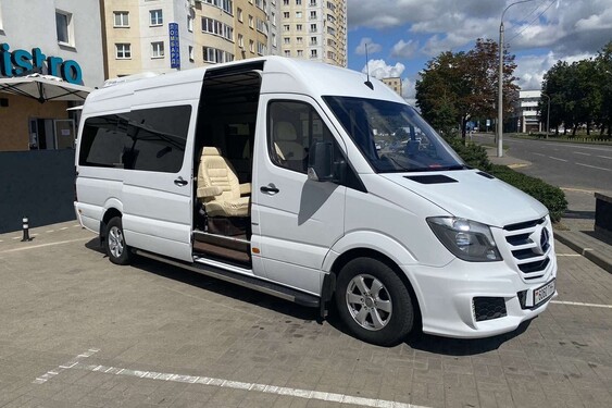 Mercedes Sprinter белый