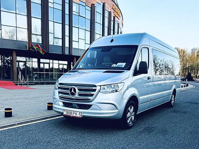 Mercedes-Benz Sprinter VIP 2023 (7 мест)