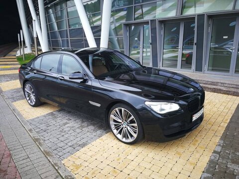BMW 7 серии F02 Long