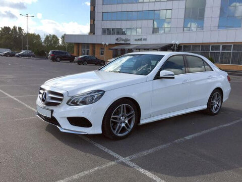 Mercedes E-class W212 белый (2015)