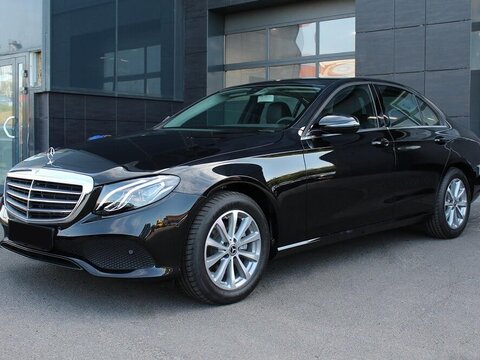 Mercedes E-class W213 черный