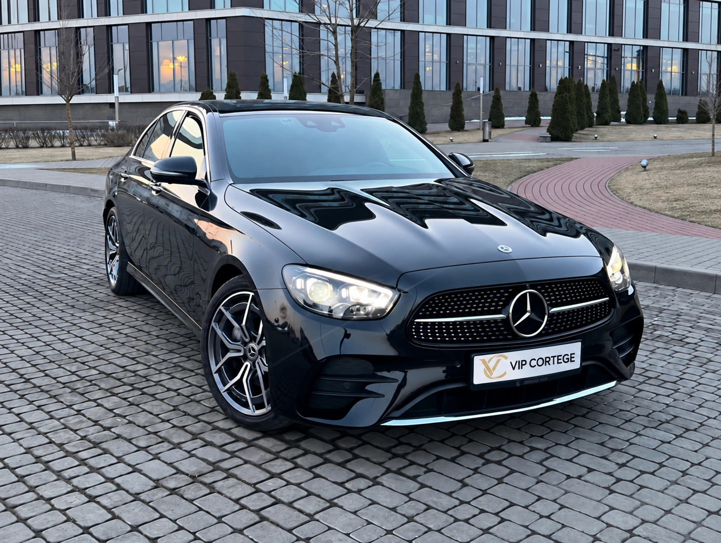 Автомобили бизнес класса